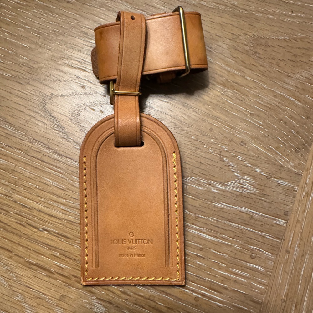 Louis Vuitton Leather Luggage Tag and Poignet Set